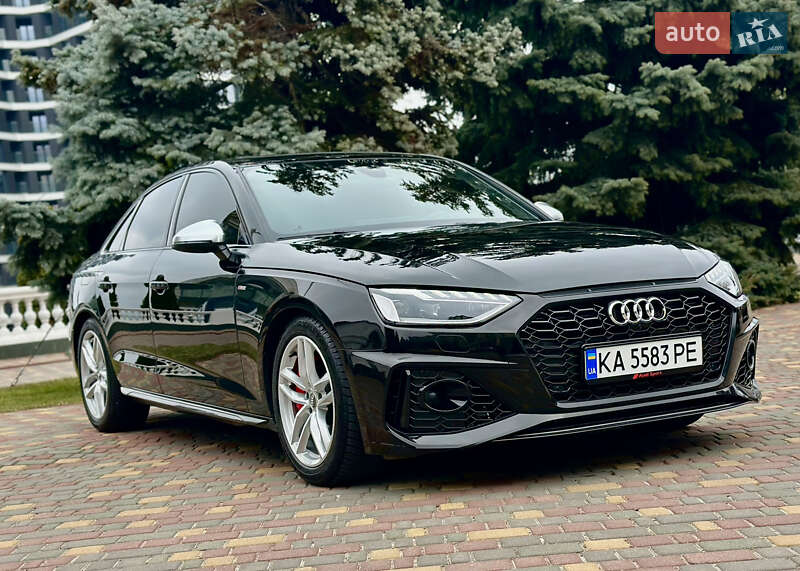 Седан Audi A4 2022 в Одесі