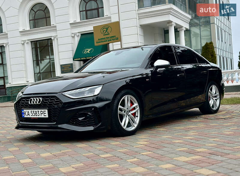 Седан Audi A4 2022 в Одесі