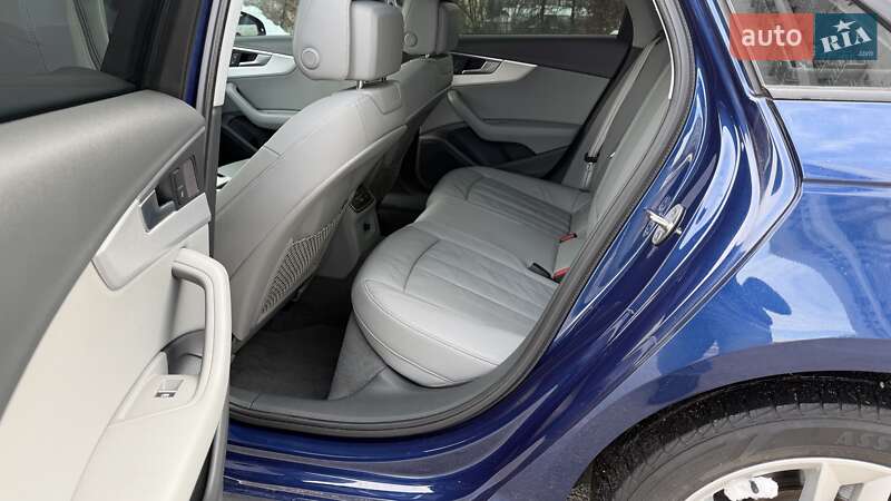 Седан Audi A4 2017 в Киеве фото 11 Седан Audi A4 2017 в Киеве