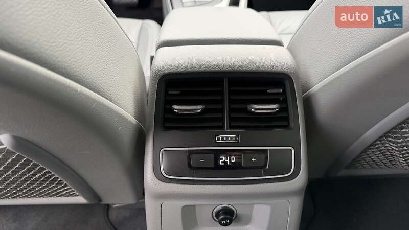 Седан Audi A4 2017 в Киеве фото 30 Седан Audi A4 2017 в Киеве