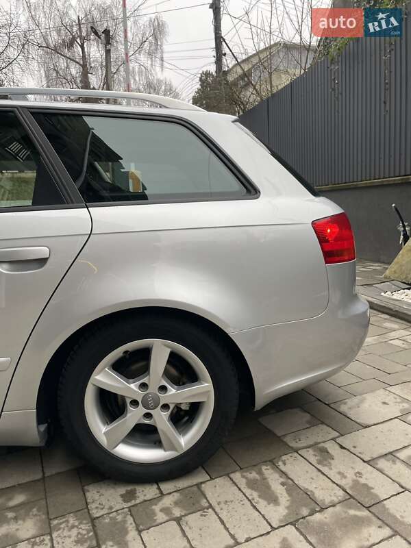 Універсал Audi A4 2005 в Ужгороді
