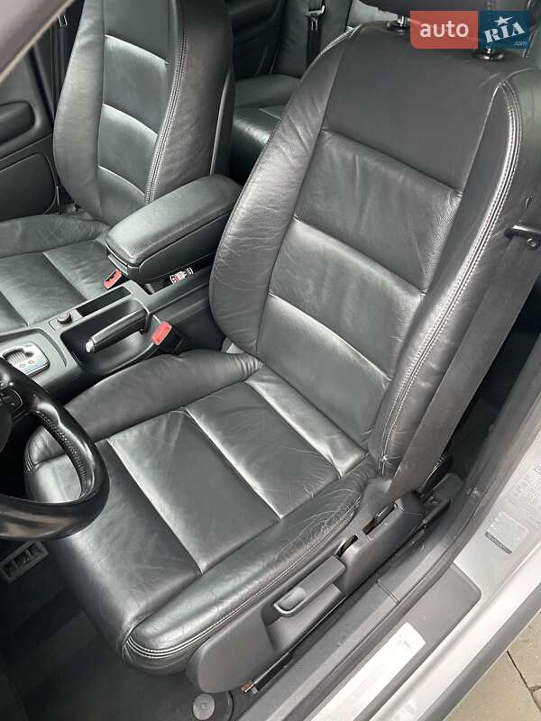 Універсал Audi A4 2005 в Ужгороді