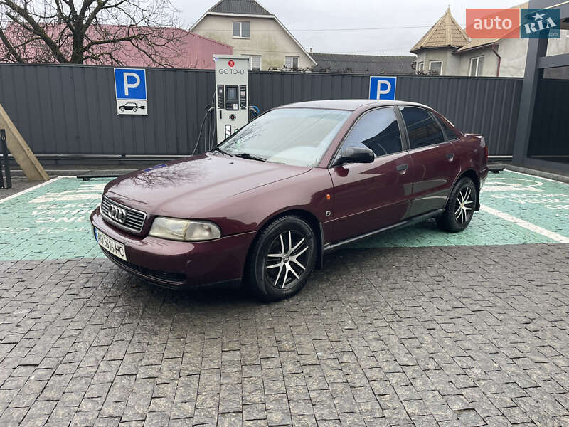 Седан Audi A4 1996 в Тячеве фото 2 Седан Audi A4 1996 в Тячеве