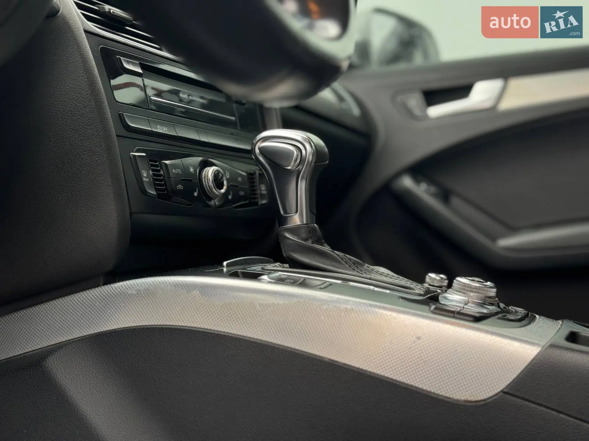 2012 Audi A4 - мініатюра 20