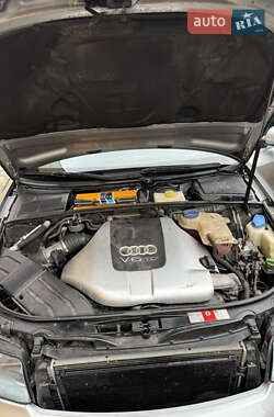 Универсал Audi A4 2004 в Тячеве