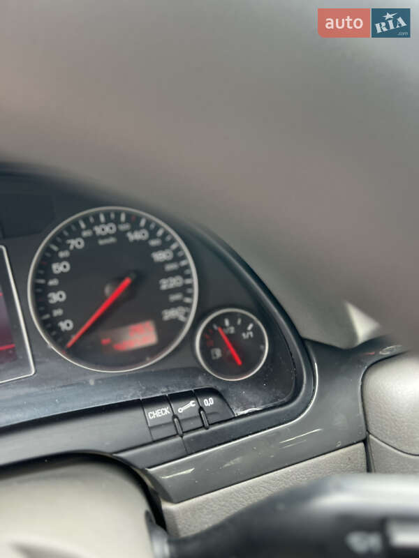 Седан Audi A4 2001 в Львові фото 30 Седан Audi A4 2001 в Львові
