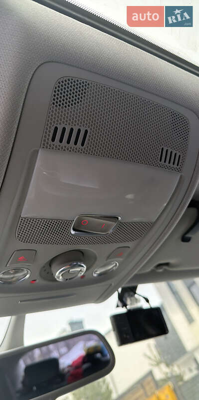 Седан Audi A4 2015 в Львове фото 13 Седан Audi A4 2015 в Львове