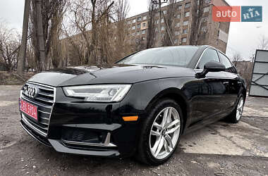 Седан Audi A4 2018 в Кривом Роге