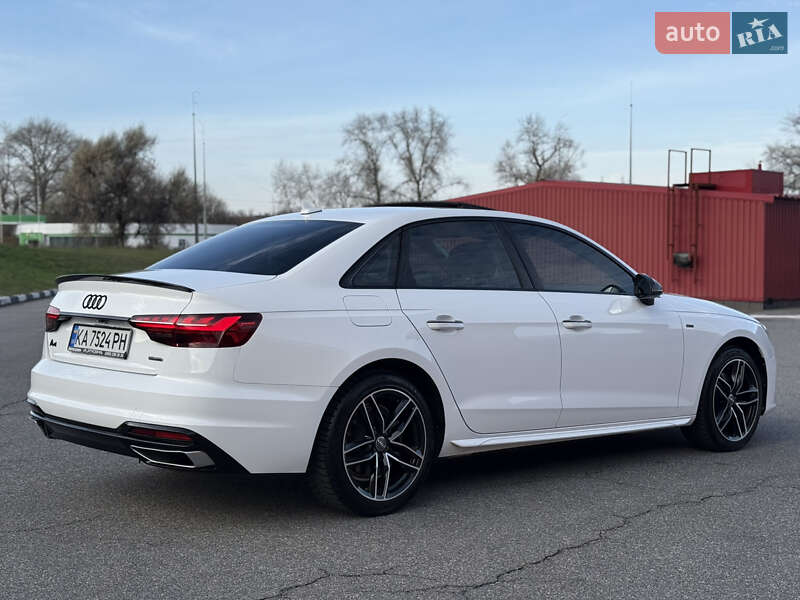 Седан Audi A4 2020 в Киеве