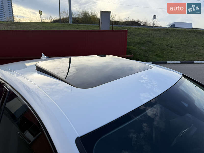 Седан Audi A4 2020 в Киеве