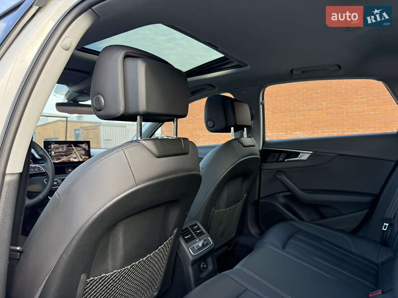 Седан Audi A4 2020 в Киеве