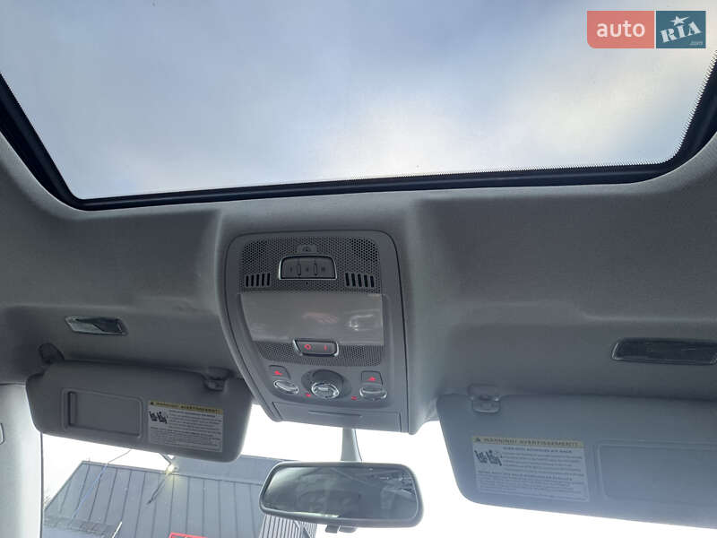 Седан Audi A4 2014 в Боровой