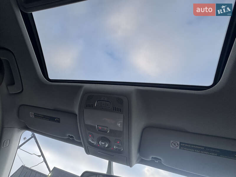 Седан Audi A4 2014 в Боровой