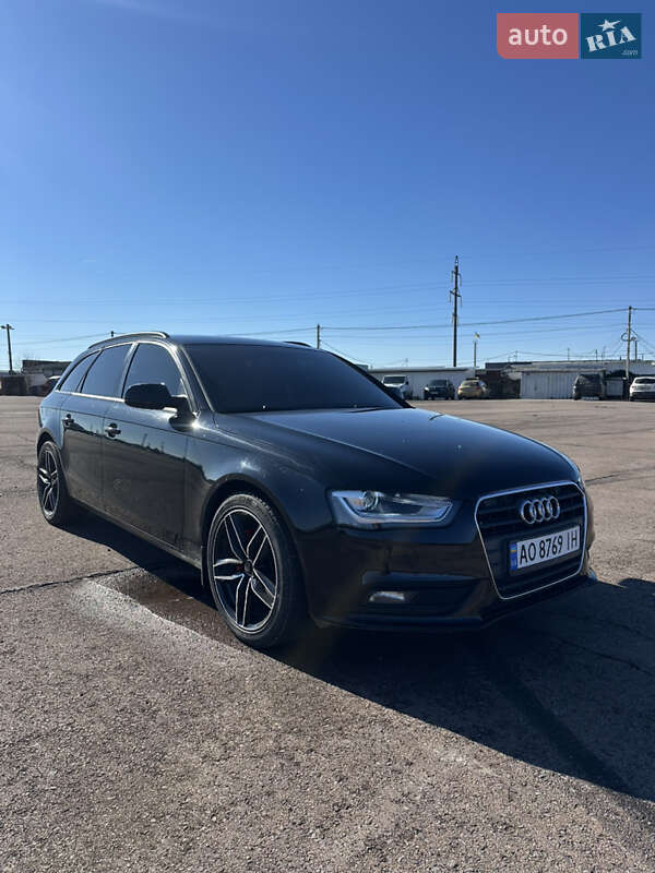 Универсал Audi A4 2012 в Ужгороде фото Универсал Audi A4 2012 в Ужгороде