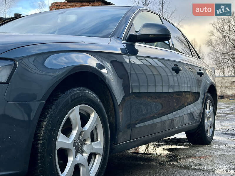 Седан Audi A4 2008 в Дрогобыче