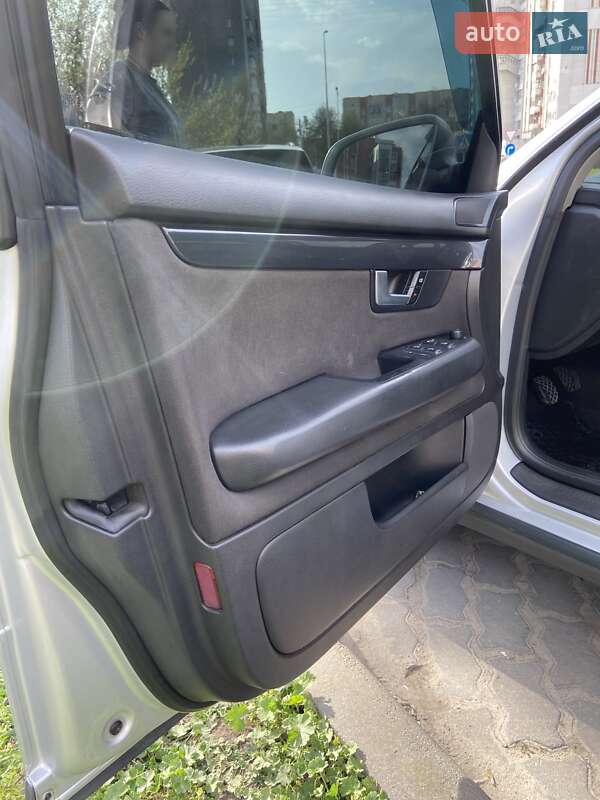 Універсал Audi A4 2002 в Львові фото 12 Універсал Audi A4 2002 в Львові