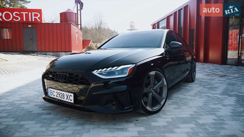 Седан Audi A4 2021 в Львове