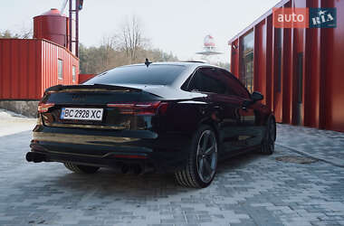 Седан Audi A4 2021 в Львове