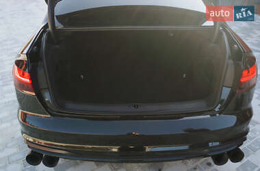Седан Audi A4 2021 в Львове
