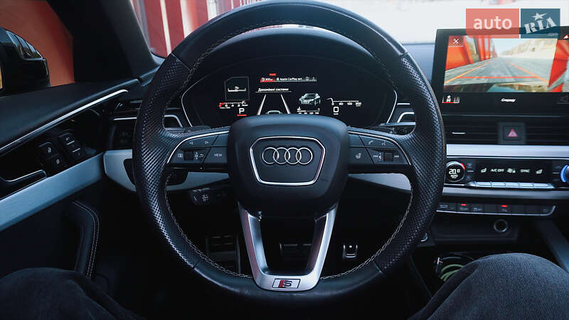 Седан Audi A4 2021 в Львове