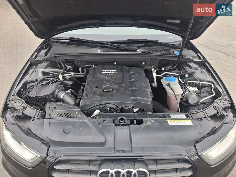 Седан Audi A4 2015 в Каменец-Подольском