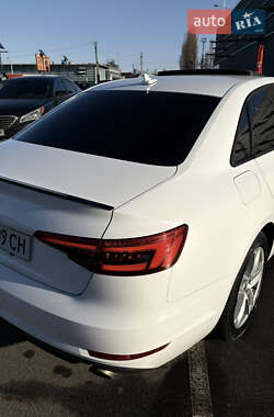 Седан Audi A4 2017 в Киеве