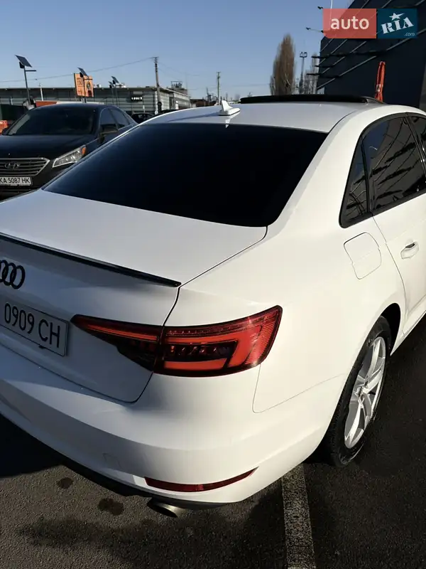 Audi A4 2017 VIN WAUGNAF4XHN058709 фото оголошення 7 з 60