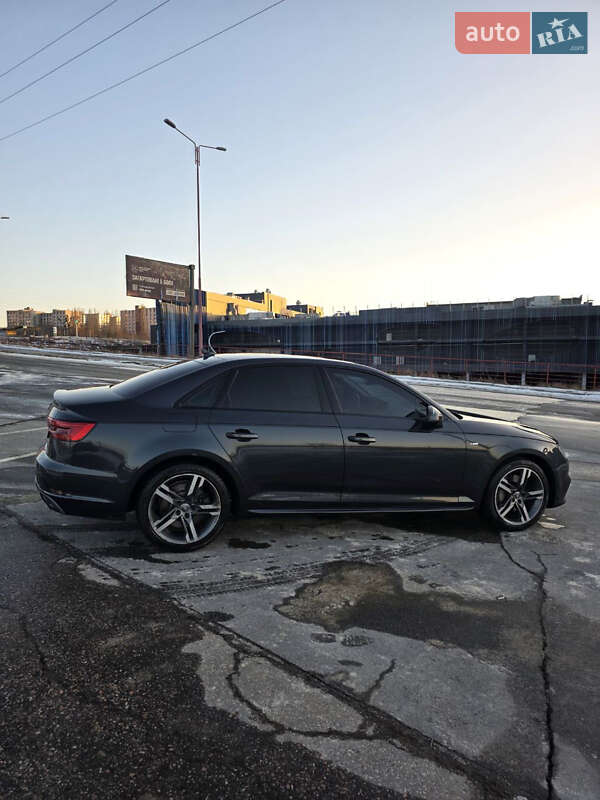 Седан Audi A4 2016 в Харькове