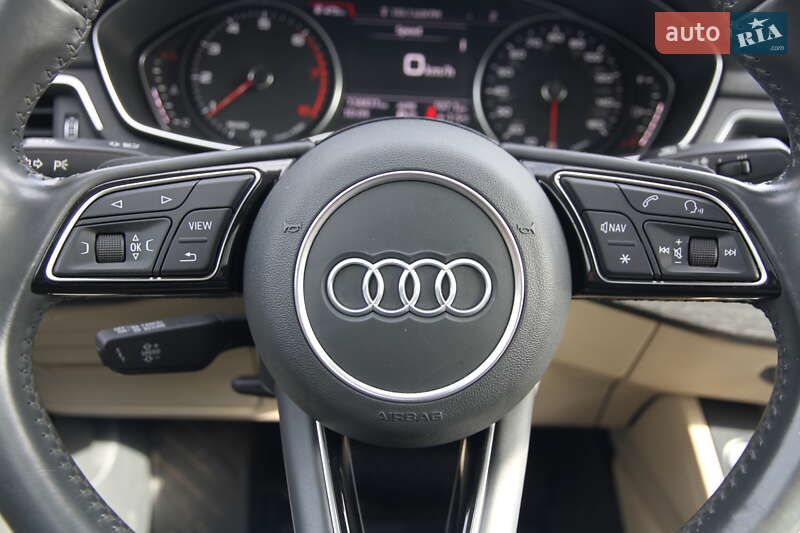 Седан Audi A4 2017 в Киеве
