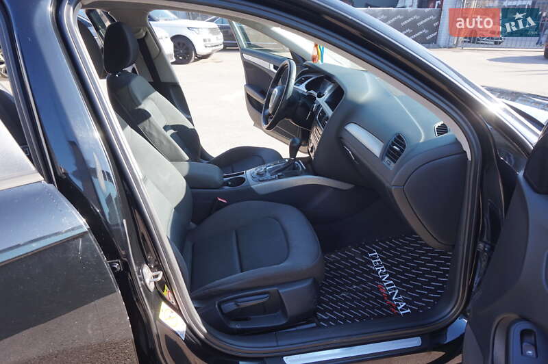 Седан Audi A4 2008 в Одесі