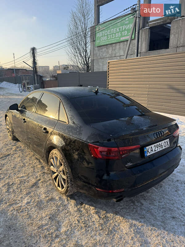 Седан Audi A4 2016 в Киеве