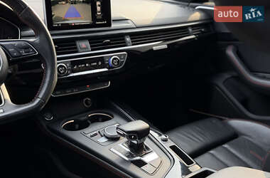 Седан Audi A4 2017 в Мукачево