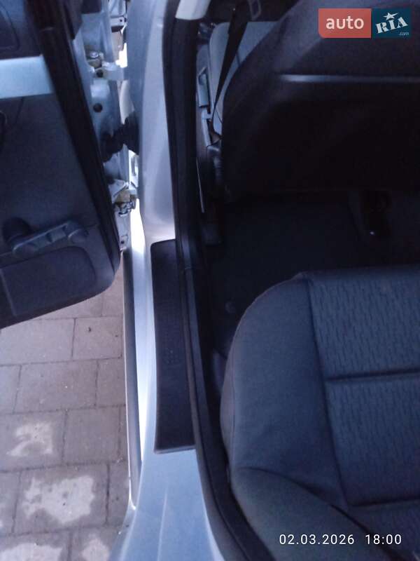 Седан Audi A4 2005 в Красилові