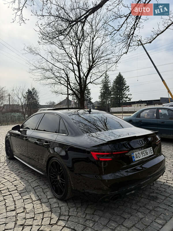 Седан Audi A4 2017 в Виноградове