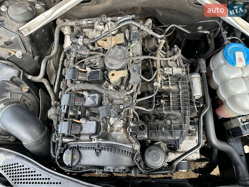 Седан Audi A4 2017 в Хмельницком