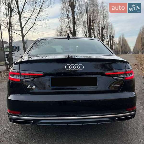Седан Audi A4 2018 в Киеве