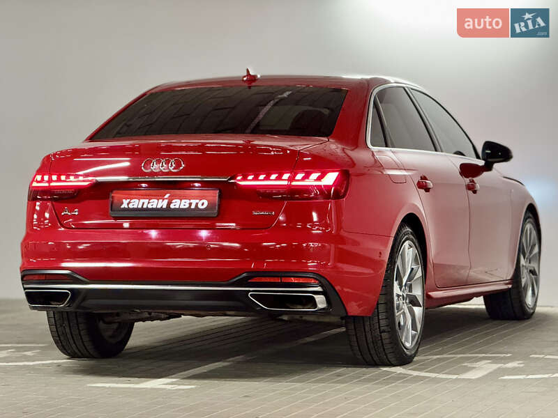 Седан Audi A4 2020 в Киеве