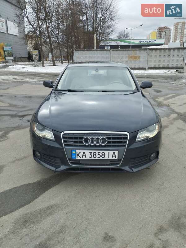 Audi A4 2011