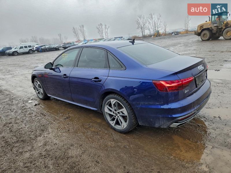 Седан Audi A4 2023 в Виннице