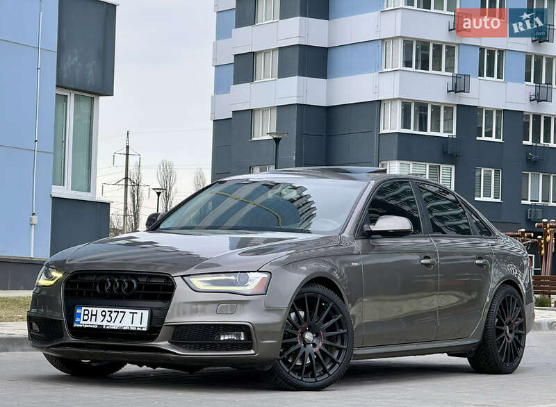 Седан Audi A4 2014 в Одесі