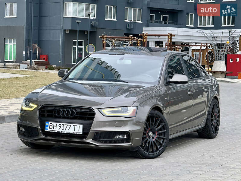 Седан Audi A4 2014 в Одесі