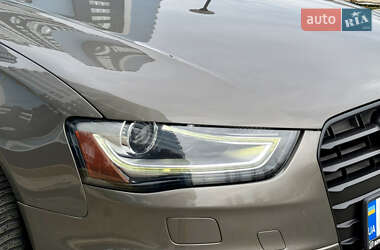 Седан Audi A4 2014 в Одесі