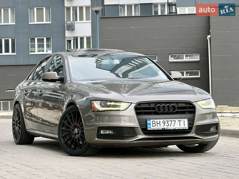 Седан Audi A4 2014 в Одессе