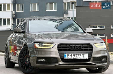 Седан Audi A4 2014 в Одесі