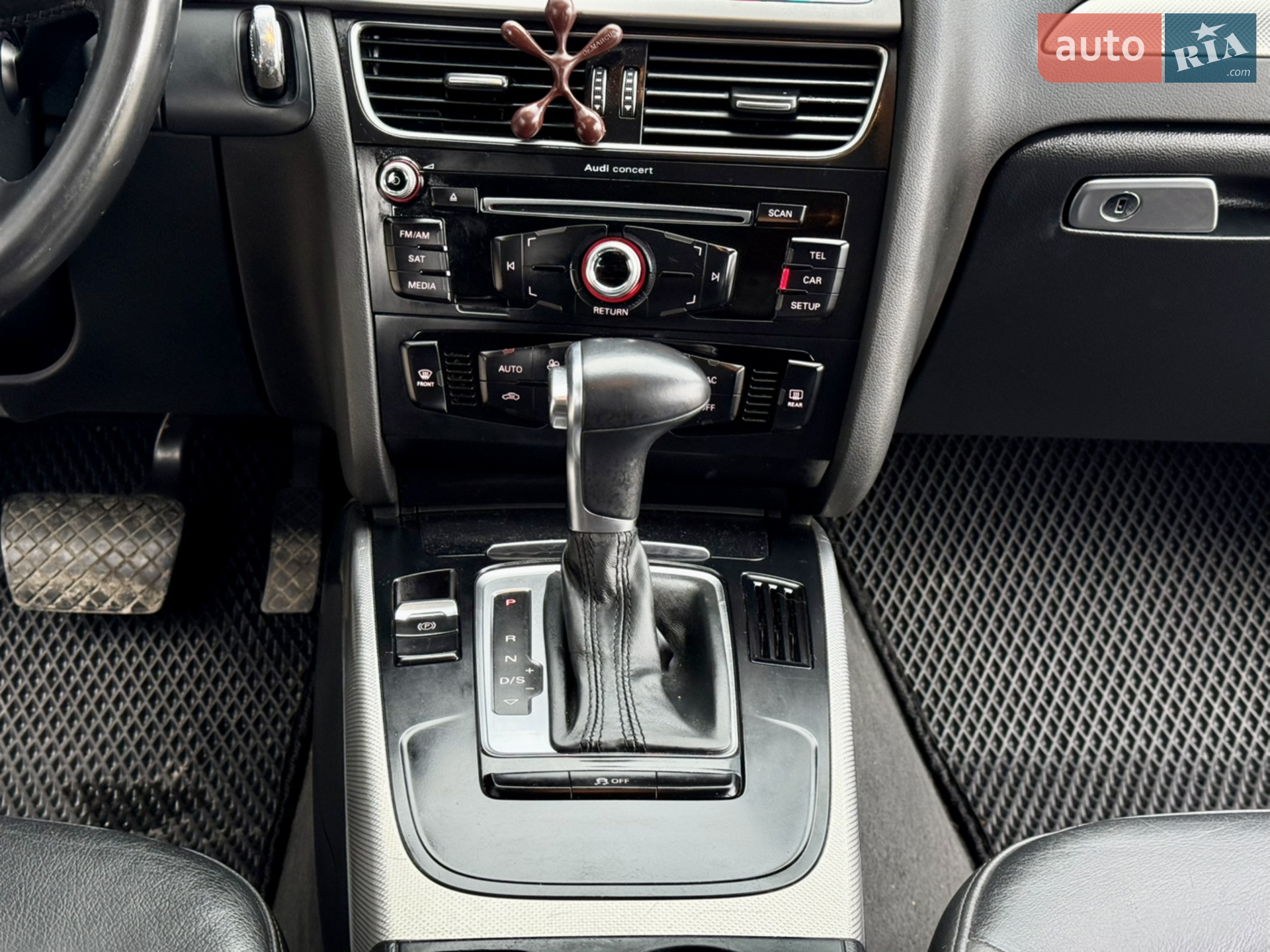 2014 Audi A4 - мініатюра 65
