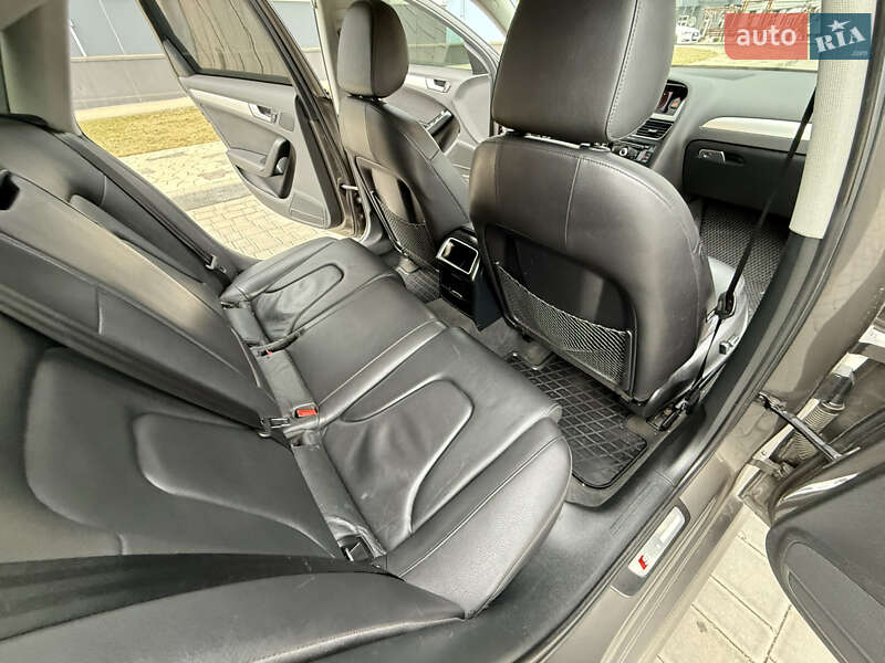 Седан Audi A4 2014 в Одессе
