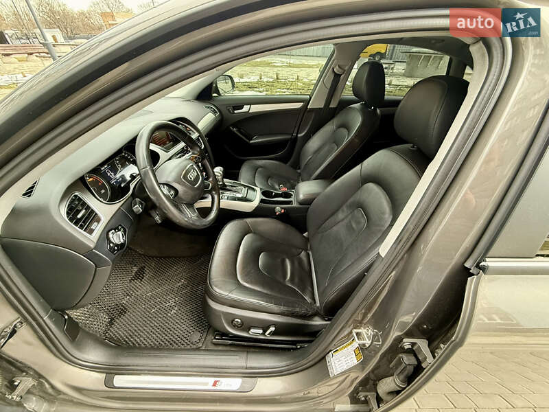 Седан Audi A4 2014 в Одесі