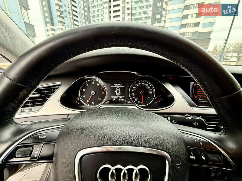Седан Audi A4 2014 в Одессе