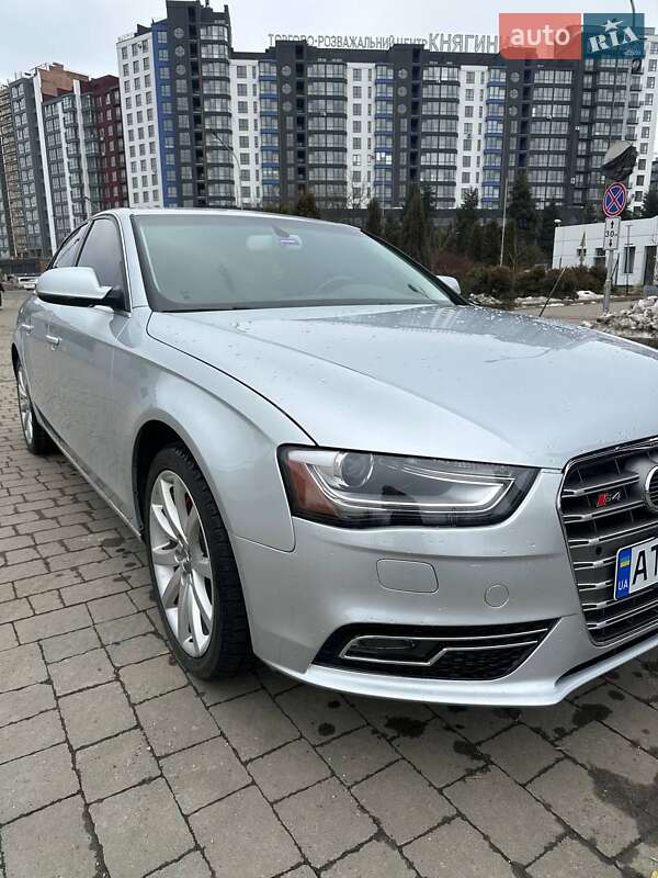 Audi A4 2012