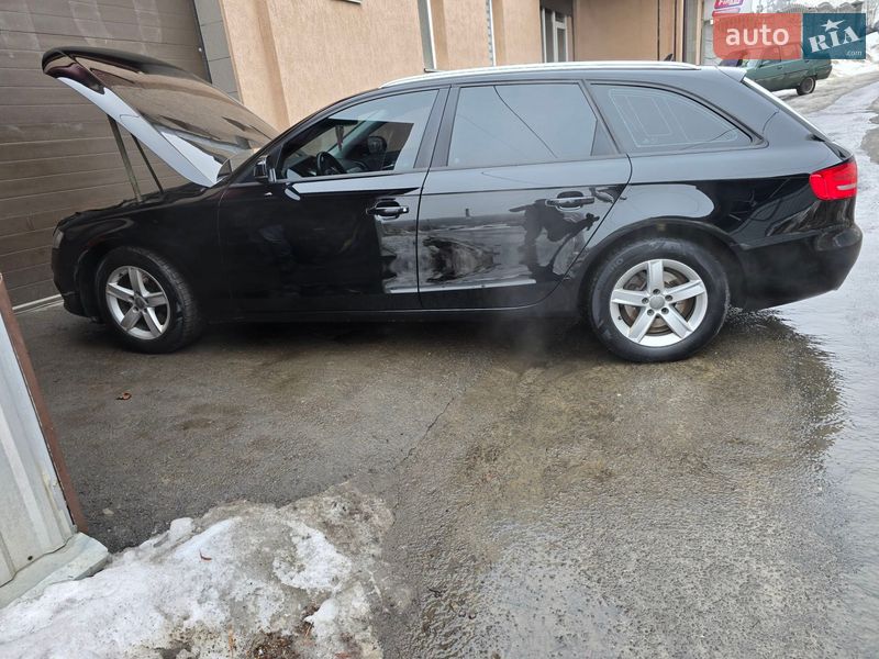 Универсал Audi A4 2011 в Хмельницком